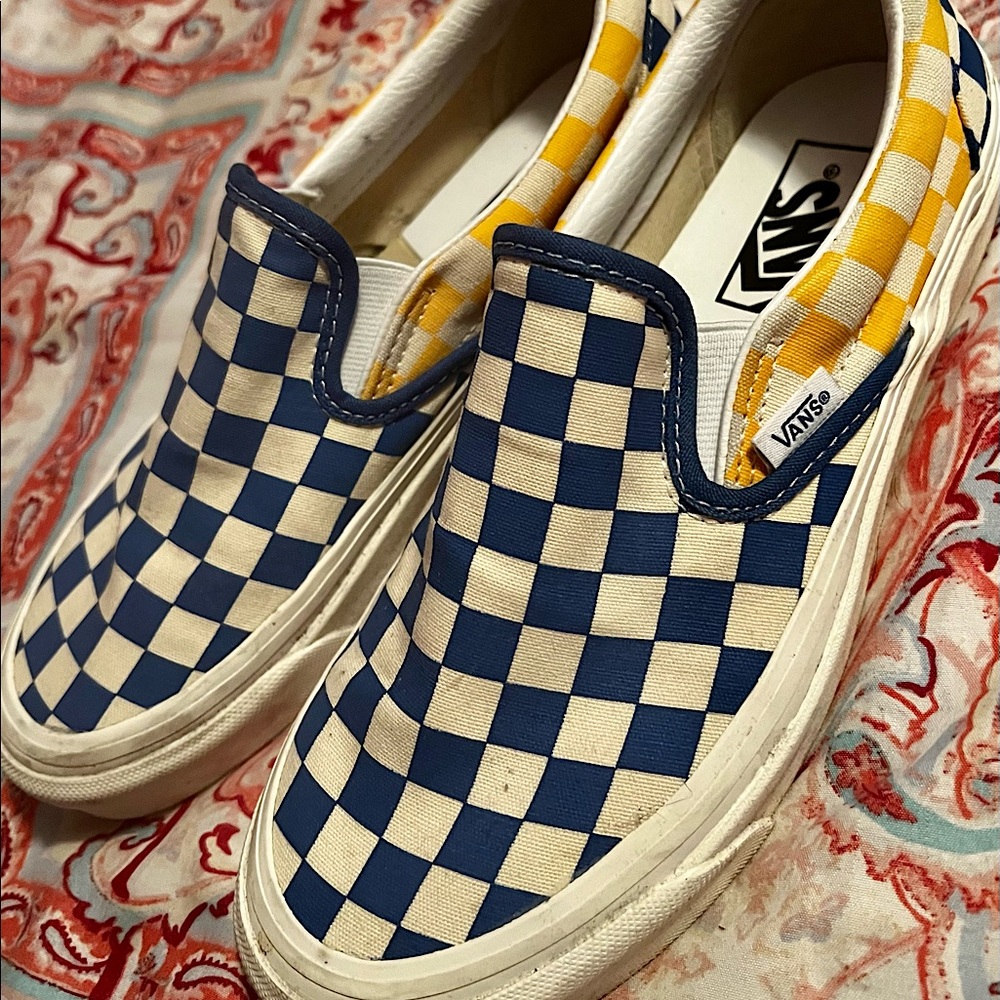 Lately used slip on vans size 7